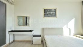 2 Bedroom Condo for rent in Life Ratchadapisek, Huai Khwang, Bangkok near MRT Huai Khwang