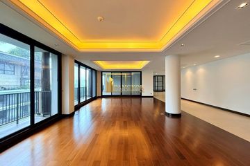 4 Bedroom Apartment for rent in Raveevan Suites, Khlong Tan Nuea, Bangkok near MRT Sukhumvit