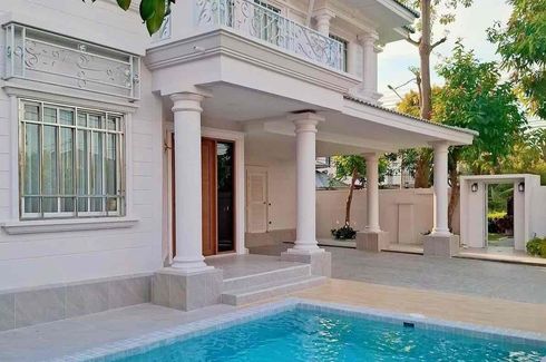 4 Bedroom Villa for sale in Na Kluea, Chonburi