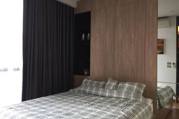 1 Bedroom Condo for rent in The Lumpini 24, Khlong Tan, Bangkok near BTS Phrom Phong