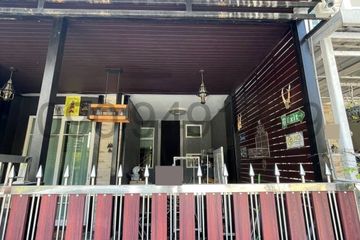 3 Bedroom Townhouse for rent in Tha Raeng, Bangkok