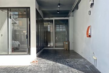 Townhouse for Sale or Rent in Suan Luang, Bangkok