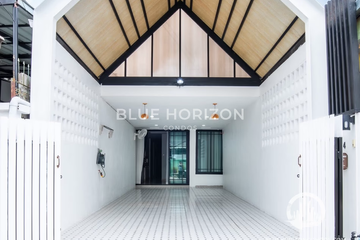 2 Bedroom Townhouse for sale in Nong Prue, Chonburi