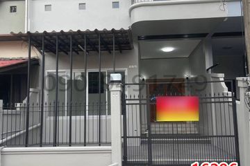 3 Bedroom Townhouse for rent in Khlong Chan, Bangkok