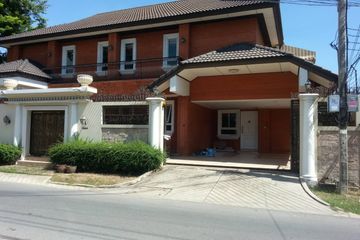 3 Bedroom House for rent in Khlong Tan Nuea, Bangkok