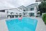 5 Bedroom Villa for sale in Na Kluea, Chonburi