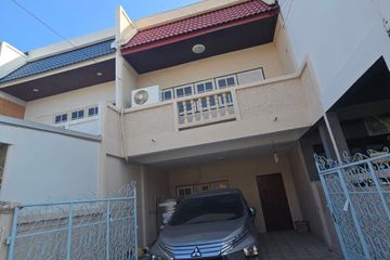 3 Bedroom Townhouse for sale in Nuan Chan, Bangkok