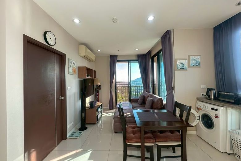 1 Bedroom Condo