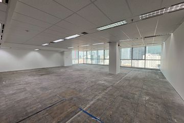 Office for rent in Silom, Bangkok near BTS Sala Daeng