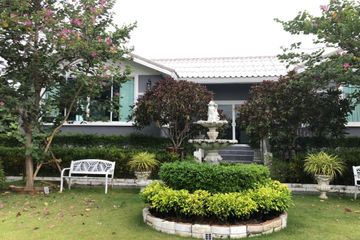 5 Bedroom House for Sale or Rent in Lat Sawai, Pathum Thani near BTS Khlong Ha
