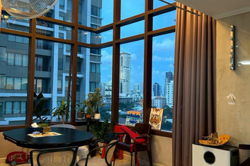 2 Bedroom Condo for sale in The Emporio Place, Khlong Tan, Bangkok near BTS Phrom Phong