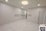 3 Bedroom Townhouse for rent in Sinthanee Ratchada Ladprao, Wang Thonglang, Bangkok near MRT Lat Phrao 71