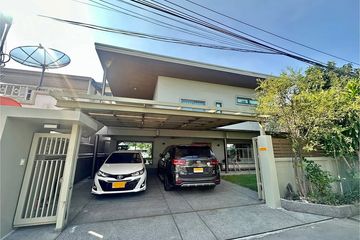 3 Bedroom Townhouse for rent in Khlong Tan Nuea, Bangkok