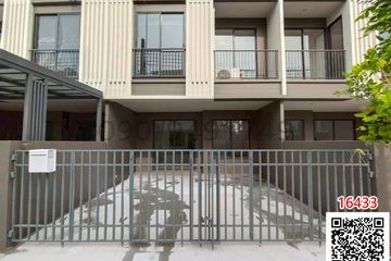 3 Bedroom Townhouse for rent in Suan Luang, Bangkok near MRT Si Nut