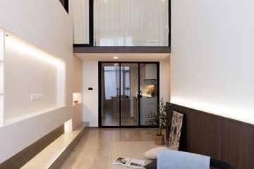 2 Bedroom Condo for sale in SOHO Bangkok Ratchada, Huai Khwang, Bangkok near MRT Huai Khwang