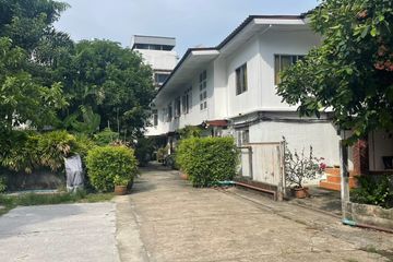 2 Bedroom Townhouse for rent in Chong Nonsi, Bangkok