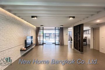 3 Bedroom House for rent in Khlong Tan Nuea, Bangkok