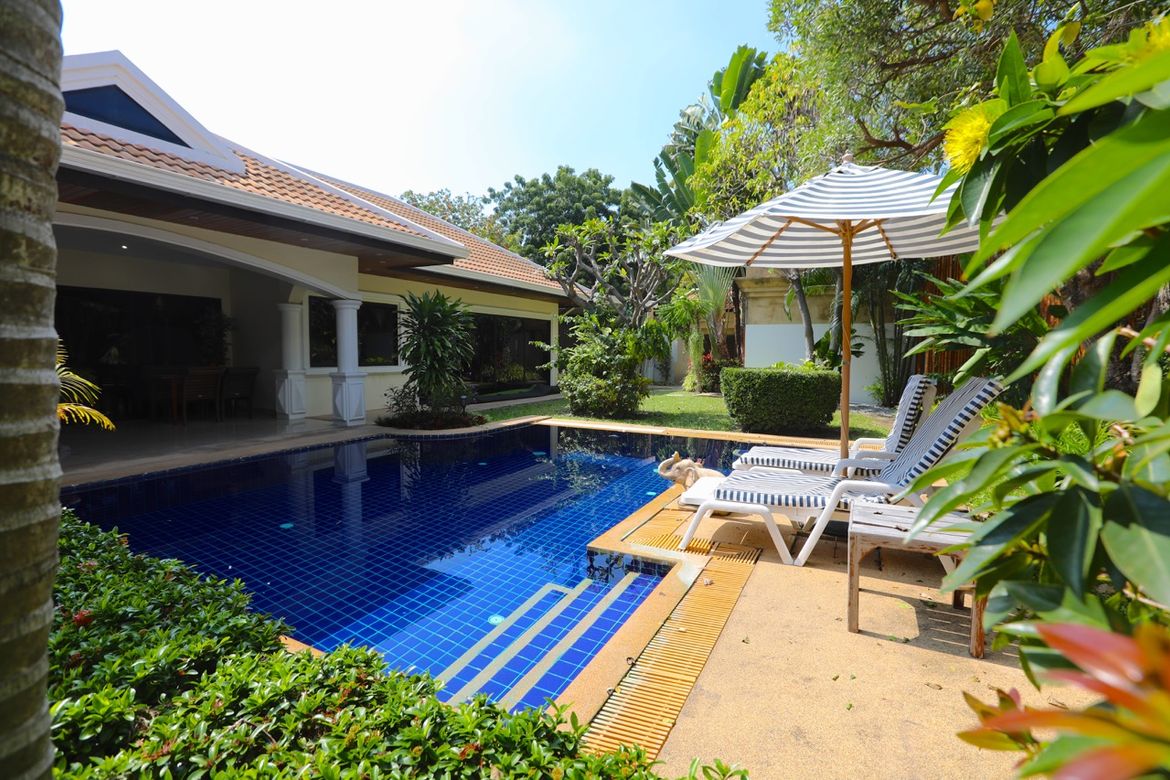 3 Bedroom Jomtien Park Villa for sale