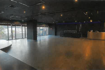 Commercial for rent in Khlong Tan Nuea, Bangkok