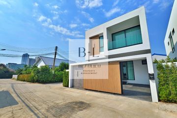 3 Bedroom House for rent in Na Kluea, Chonburi