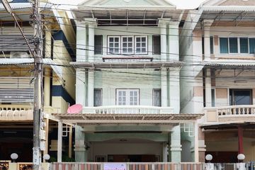 4 Bedroom Townhouse for sale in Wong Sawang, Bangkok
