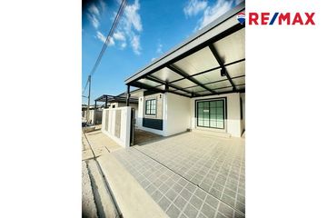 3 Bedroom House for sale in Na Kluea, Chonburi