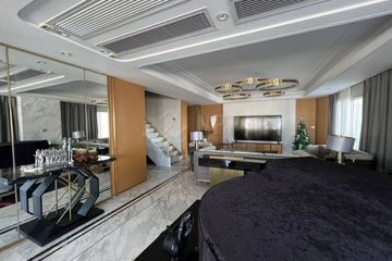 3 Bedroom Condo for sale in Le Raffine Sukhumvit 24, Khlong Tan, Bangkok near BTS Phrom Phong