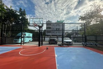 Commercial for rent in Khlong Tan Nuea, Bangkok