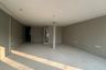 Commercial for rent in Khlong Tan Nuea, Bangkok