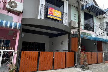 3 Bedroom Townhouse for sale in Khlong Na, Chachoengsao