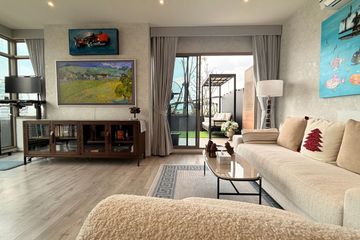 2 Bedroom Condo for rent in Rhythm Ekkamai Estate, Khlong Tan Nuea, Bangkok near BTS Ekkamai