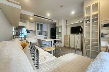 1 Bedroom Condo for rent in Collezio Sathorn - Pipat, Silom, Bangkok near BTS Chong Nonsi