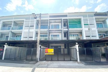 3 Bedroom Townhouse for sale in Thap Ma, Rayong