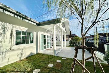 2 Bedroom House for sale in Eakmongkol Village 1, Nong Prue, Chonburi