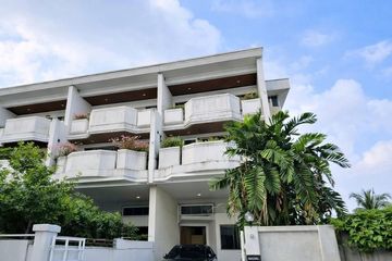 4 Bedroom Townhouse for rent in Bang Chak, Bangkok near BTS Bang Chak