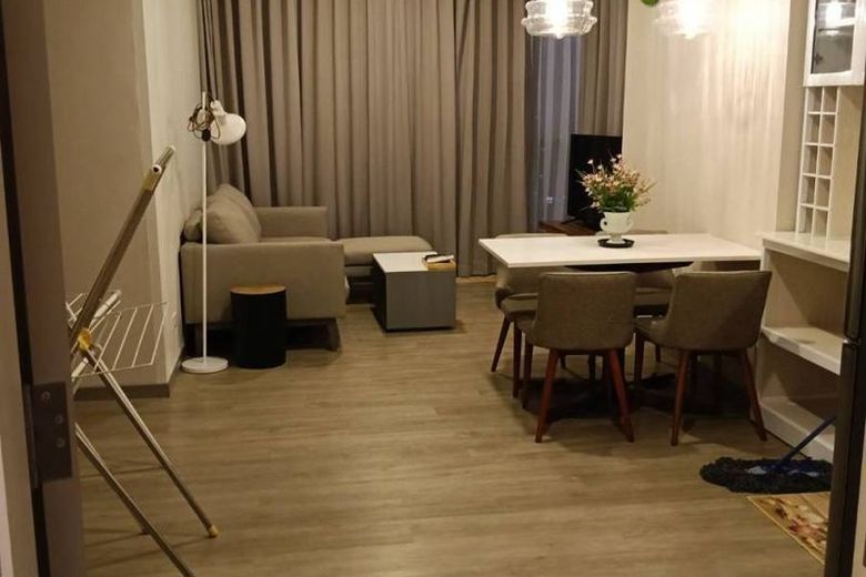 2 Bedroom Condo For Rent