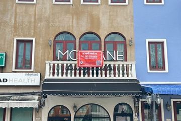 Commercial for sale in Tha Raeng, Bangkok