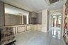 Commercial for sale in Tha Raeng, Bangkok