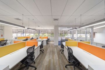 Office for rent in Silom, Bangkok near BTS Saint Louis