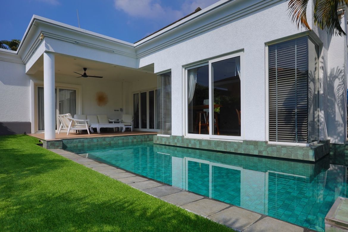 Siam Royal View : refurbished 3 bedroom villa