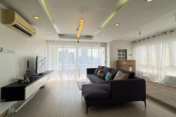 3 Bedroom Condo for rent in Srivara Mansion, Din Daeng, Bangkok near MRT Thailand Cultural Centre