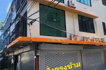 2 Bedroom Commercial for sale in Yan Nawa, Bangkok