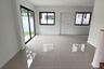 3 Bedroom Townhouse for rent in Samrong Nuea, Samut Prakan near MRT Thipphawan