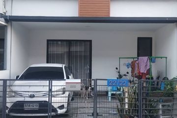 3 Bedroom Townhouse for sale in Tha Kham, Bangkok