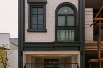 3 Bedroom Townhouse for sale in Khlong Tan Nuea, Bangkok near Airport Rail Link Ramkhamhaeng