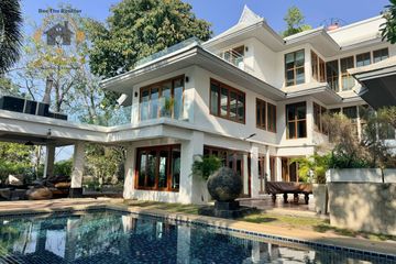 5 Bedroom Villa for Sale or Rent in Na Kluea, Chonburi