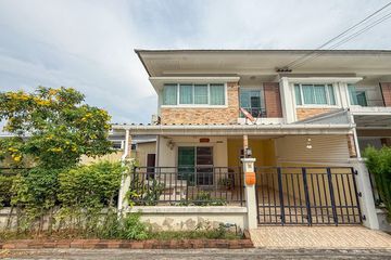 3 Bedroom Townhouse for sale in Surasak, Chonburi