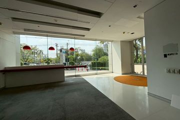 Commercial for rent in Khlong Toei, Bangkok near BTS Asoke