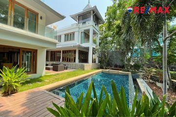 5 Bedroom House for sale in Na Kluea, Chonburi