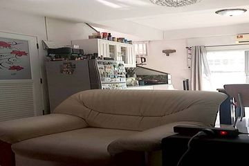 2 Bedroom Townhouse for sale in Nong Prue, Chonburi